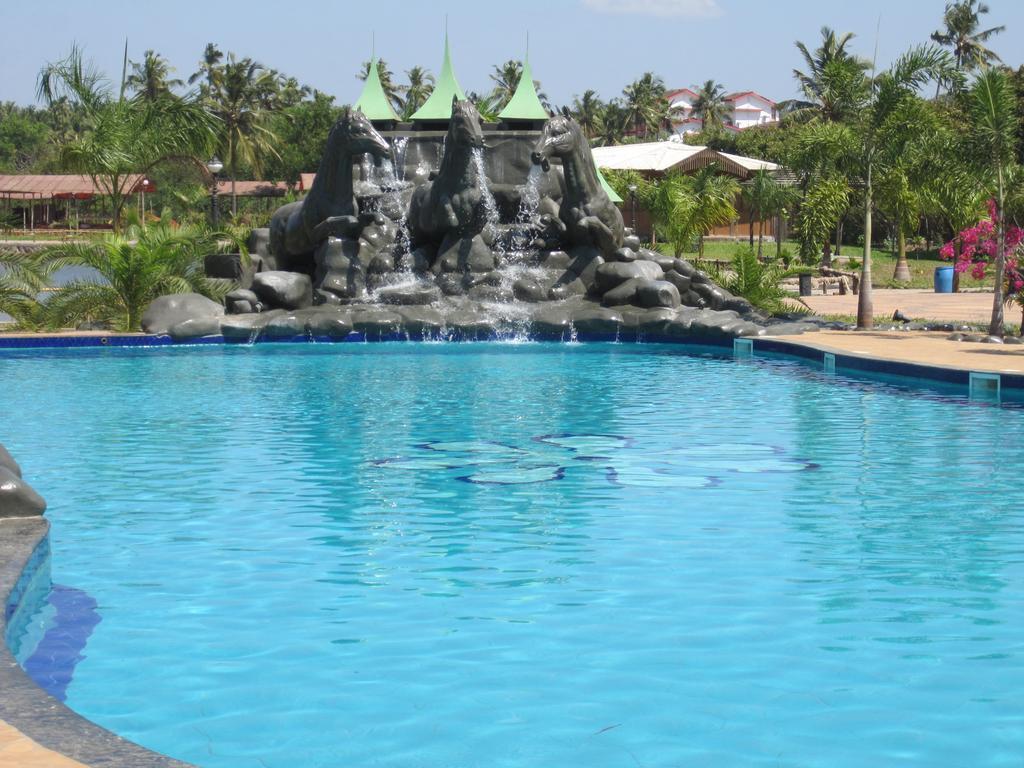 NAZRI  RESORT