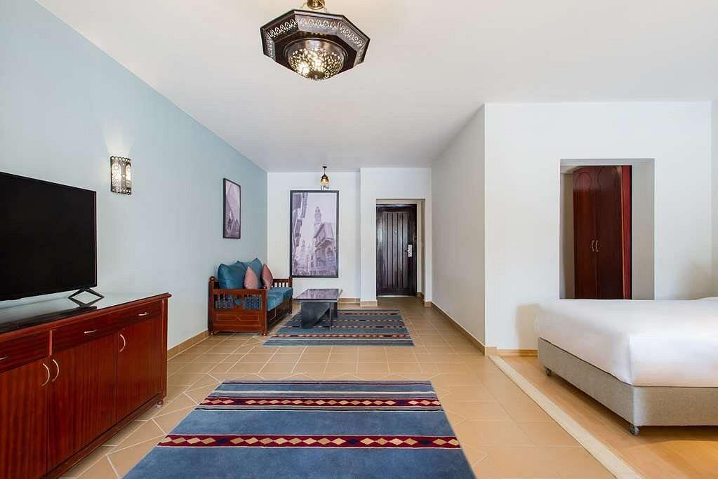 RADISSON MARINA  RESORT PORT GHALIB