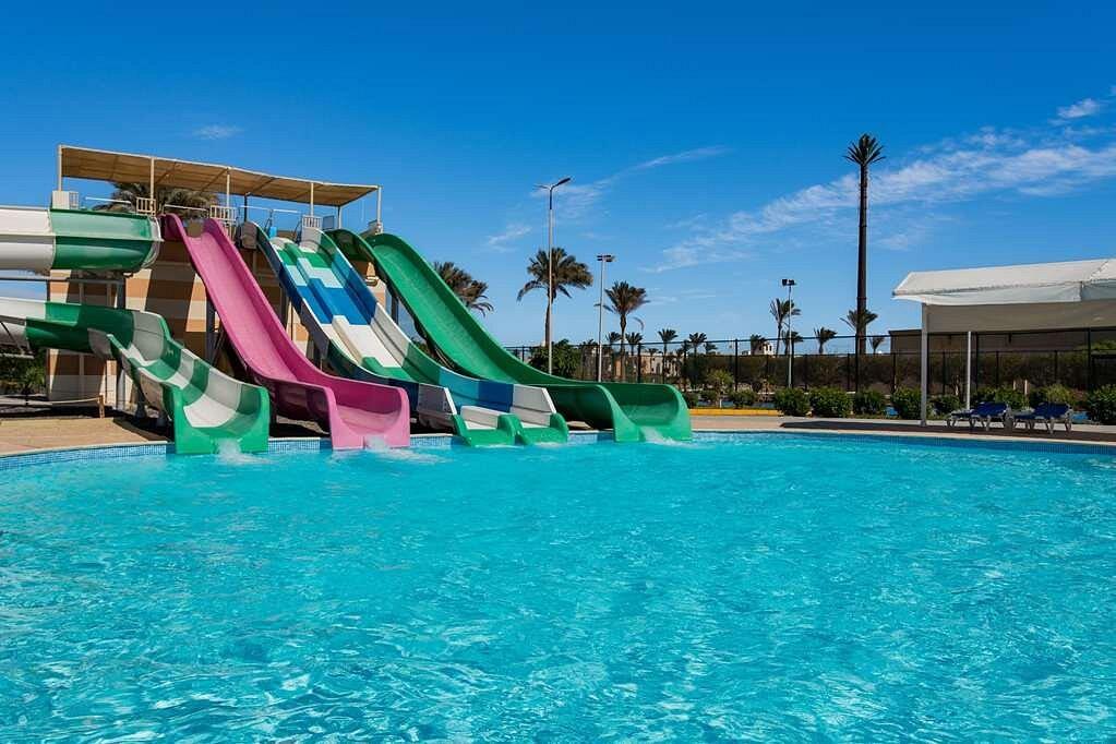 RADISSON MARINA  RESORT PORT GHALIB