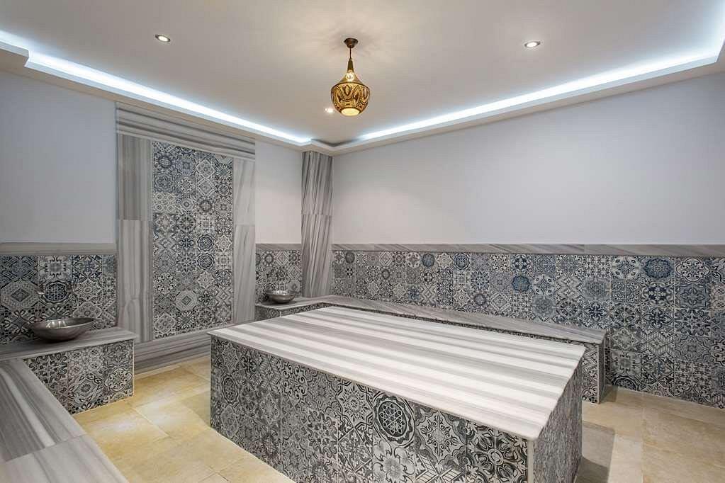 RADISSON MARINA  RESORT PORT GHALIB