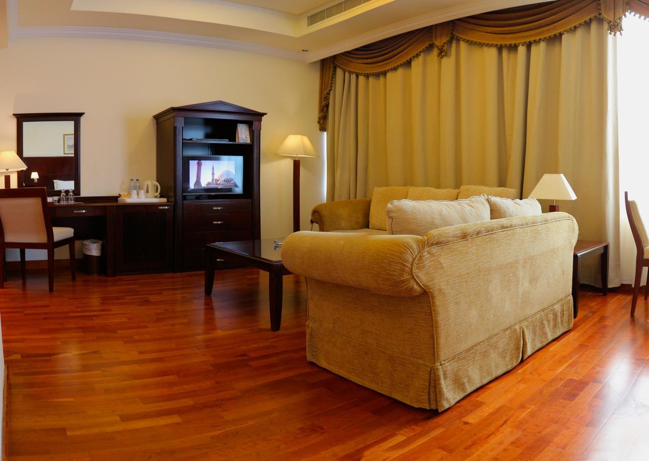 SHARJAH PREMIERE HOTEL & RESORT