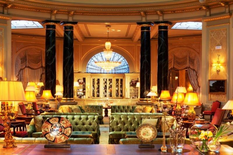 EL PALACE