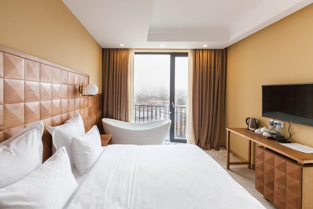 AMANTE HOTEL