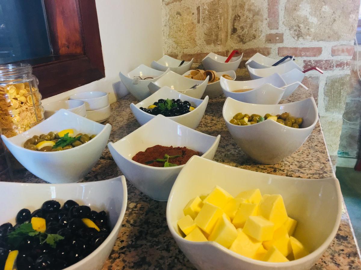 MEDITERRA ART HOTEL