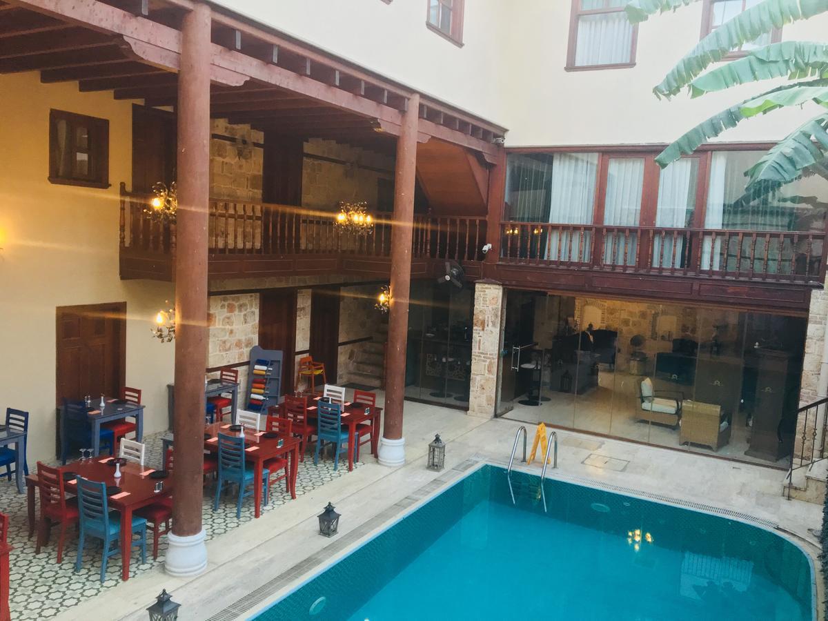 MEDITERRA ART HOTEL