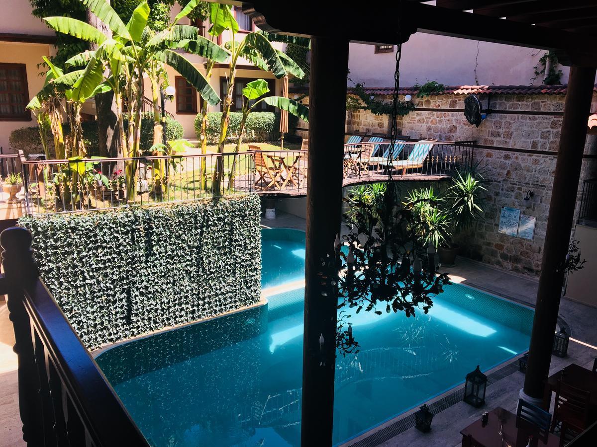 MEDITERRA ART HOTEL