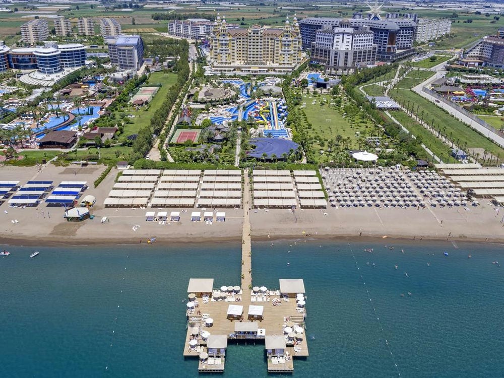ROYAL HOLIDAY PALACE