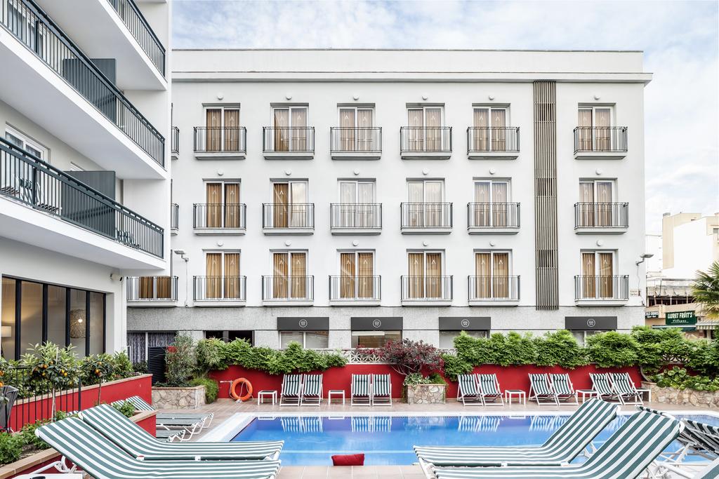 AQUA BERTRAN PARK (ADULTS RECOMMENDED)