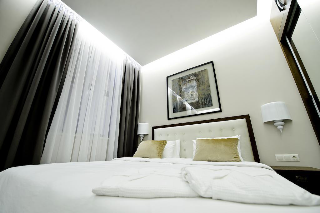 GOLDEN PALACE HOTEL & CASINO