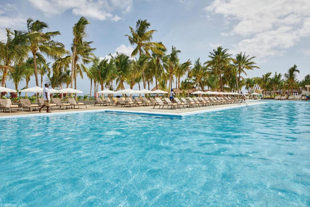 RIU JAMBO