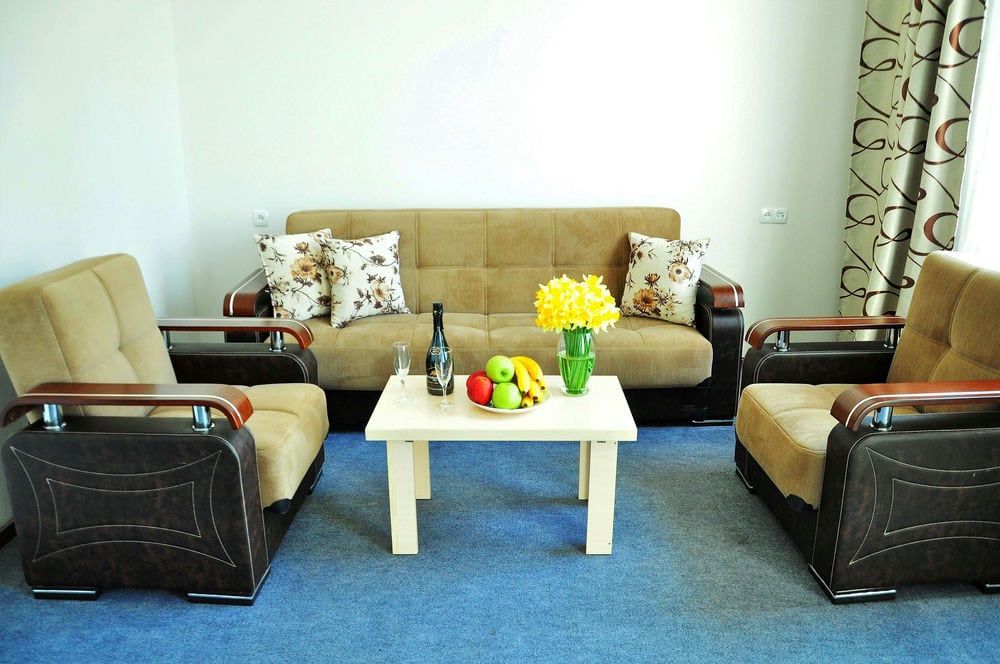RENESS HOTEL KOBULETI 
