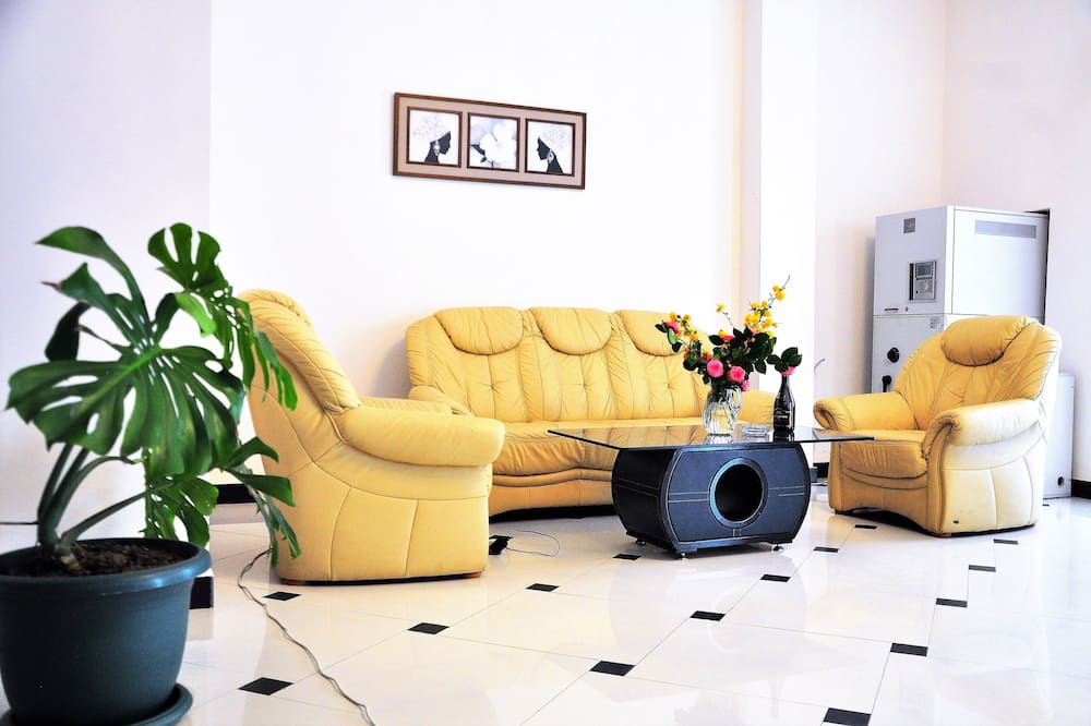 RENESS HOTEL KOBULETI 